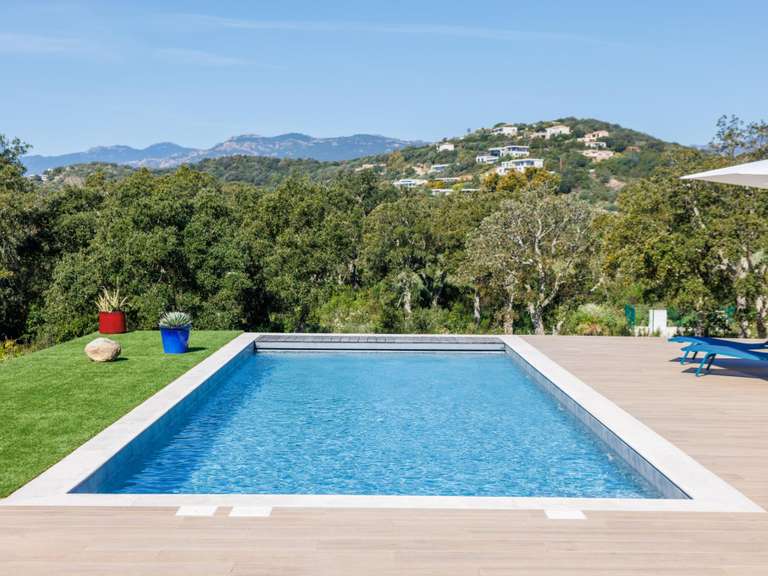 Maison Zonza - 3 chambres - 190m²