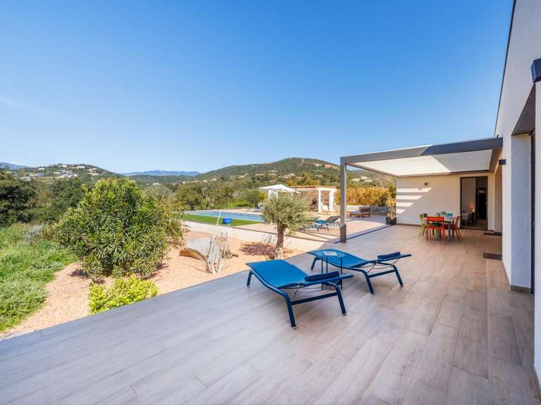 Maison Zonza - 3 chambres - 190m²