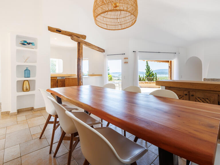 House Zonza - 4 bedrooms - 6m²