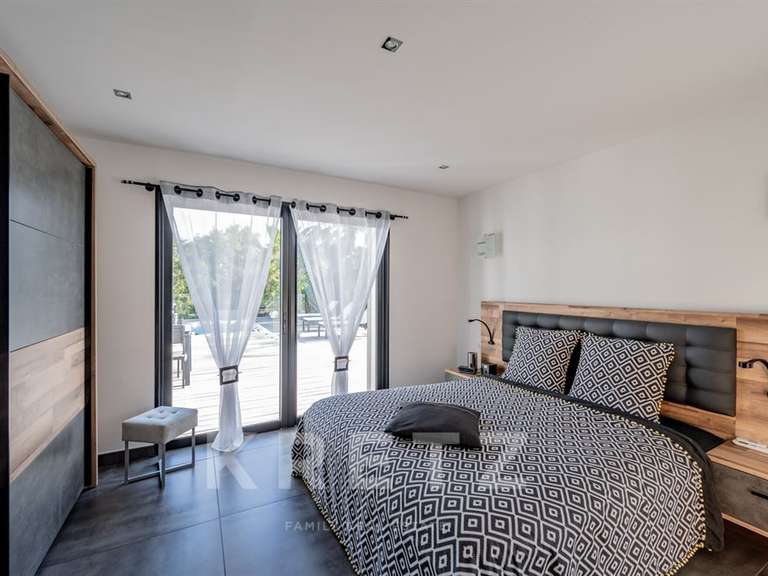 Maison Zonza - 6 chambres - 330m²