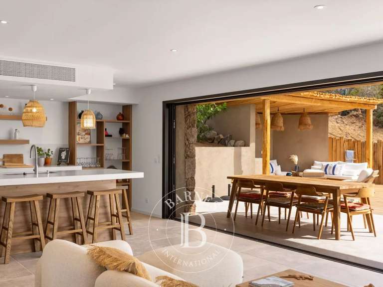 Villa Zonza - 4 bedrooms - 229m²