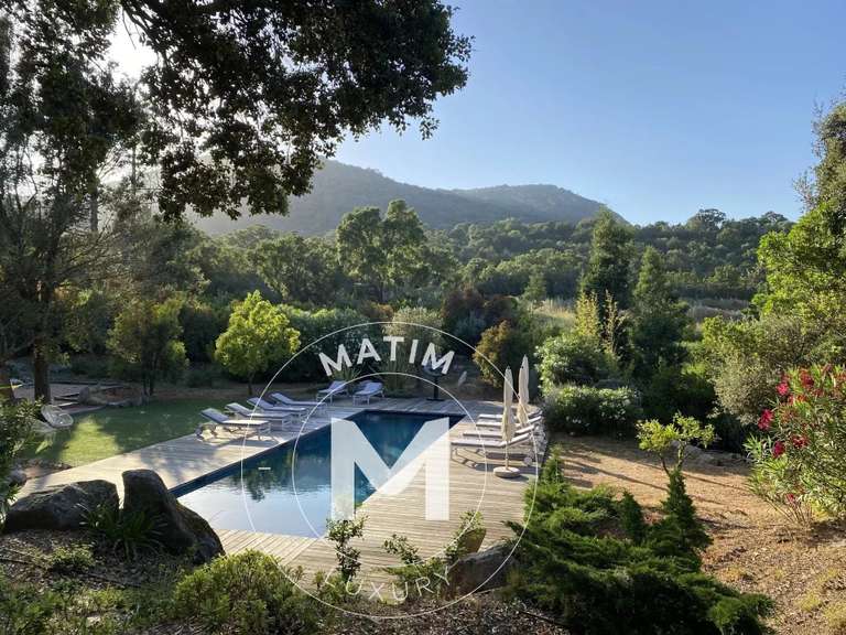 Villa with Sea view Zonza - 5 bedrooms - 200m²
