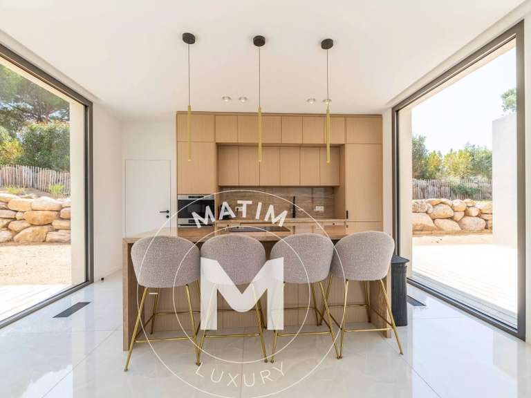 Villa Zonza - 5 bedrooms - 320m²
