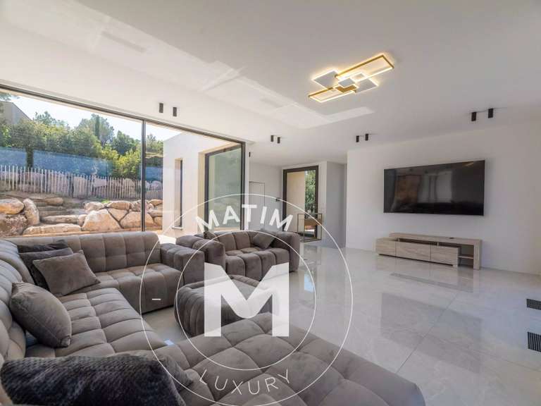 Villa Zonza - 5 bedrooms - 320m²