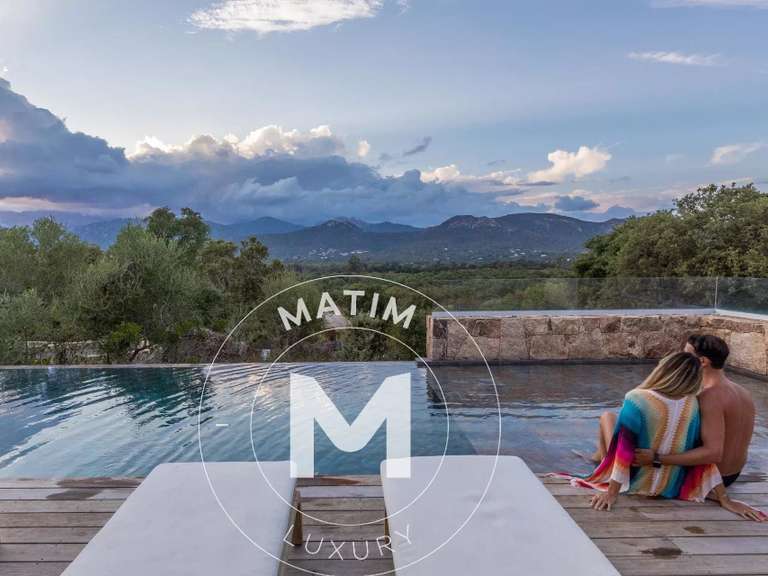 Villa Zonza - 5 bedrooms - 320m²